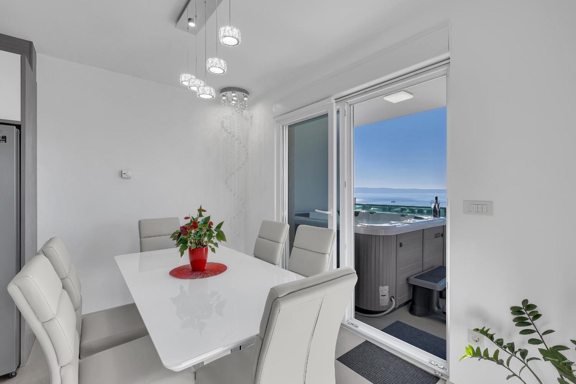 Exclusive Penthouse Big Blue With Private Jacuzzi Makarska