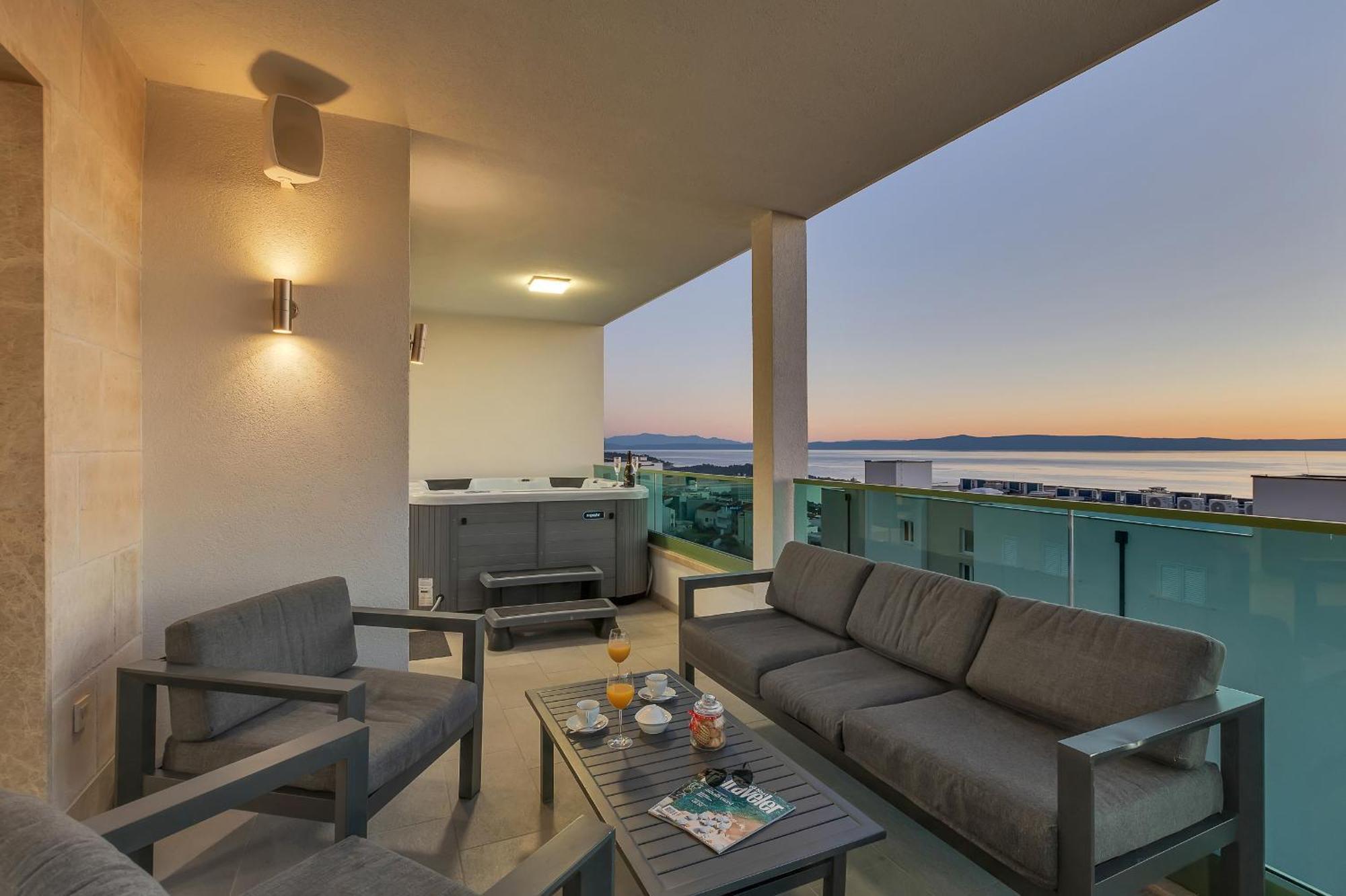 Exclusive Penthouse Big Blue With Private Jacuzzi Apartment *