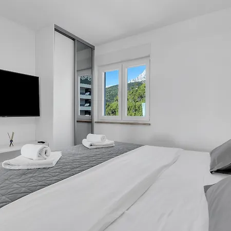 Exclusive Penthouse Big Blue With Private Jacuzzi Apartment Makarska Exterior photo