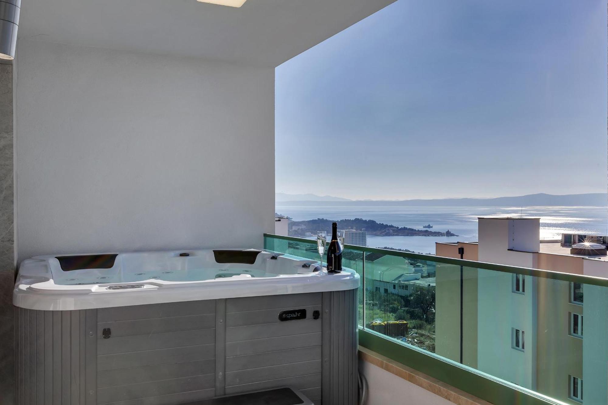 Exclusive Penthouse Big Blue With Private Jacuzzi
