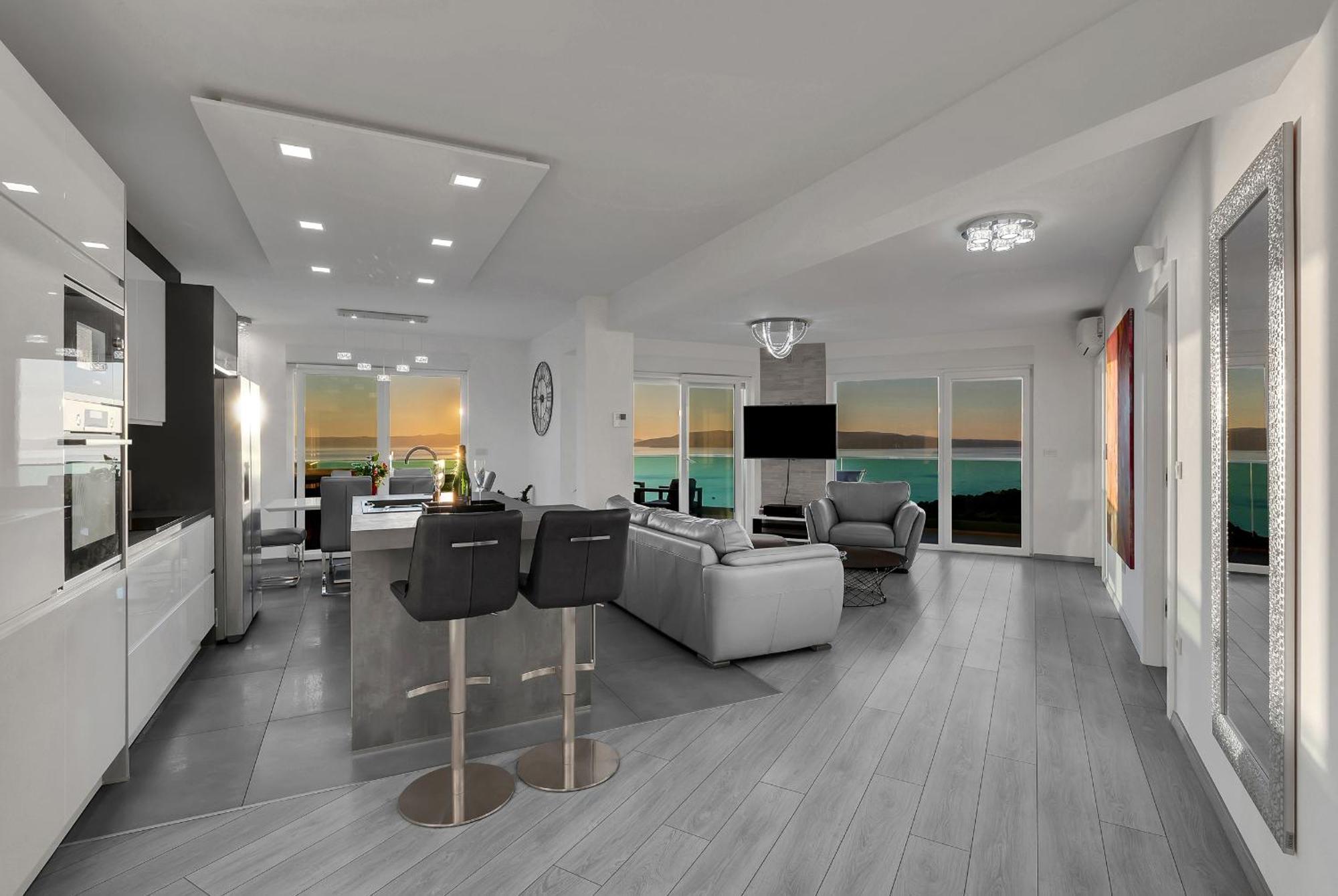 Exclusive Penthouse Big Blue With Private Jacuzzi Apartment *