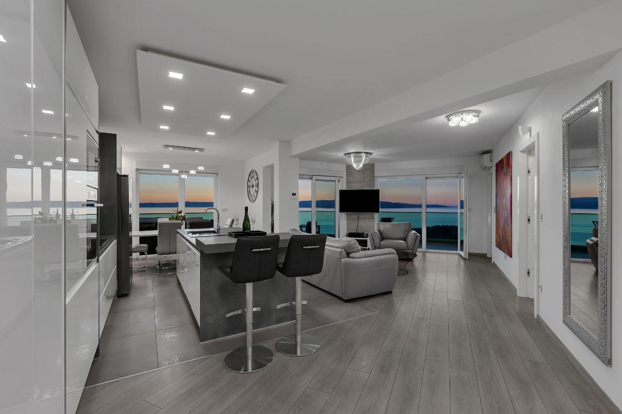 Exclusive Penthouse Big Blue With Private Jacuzzi *