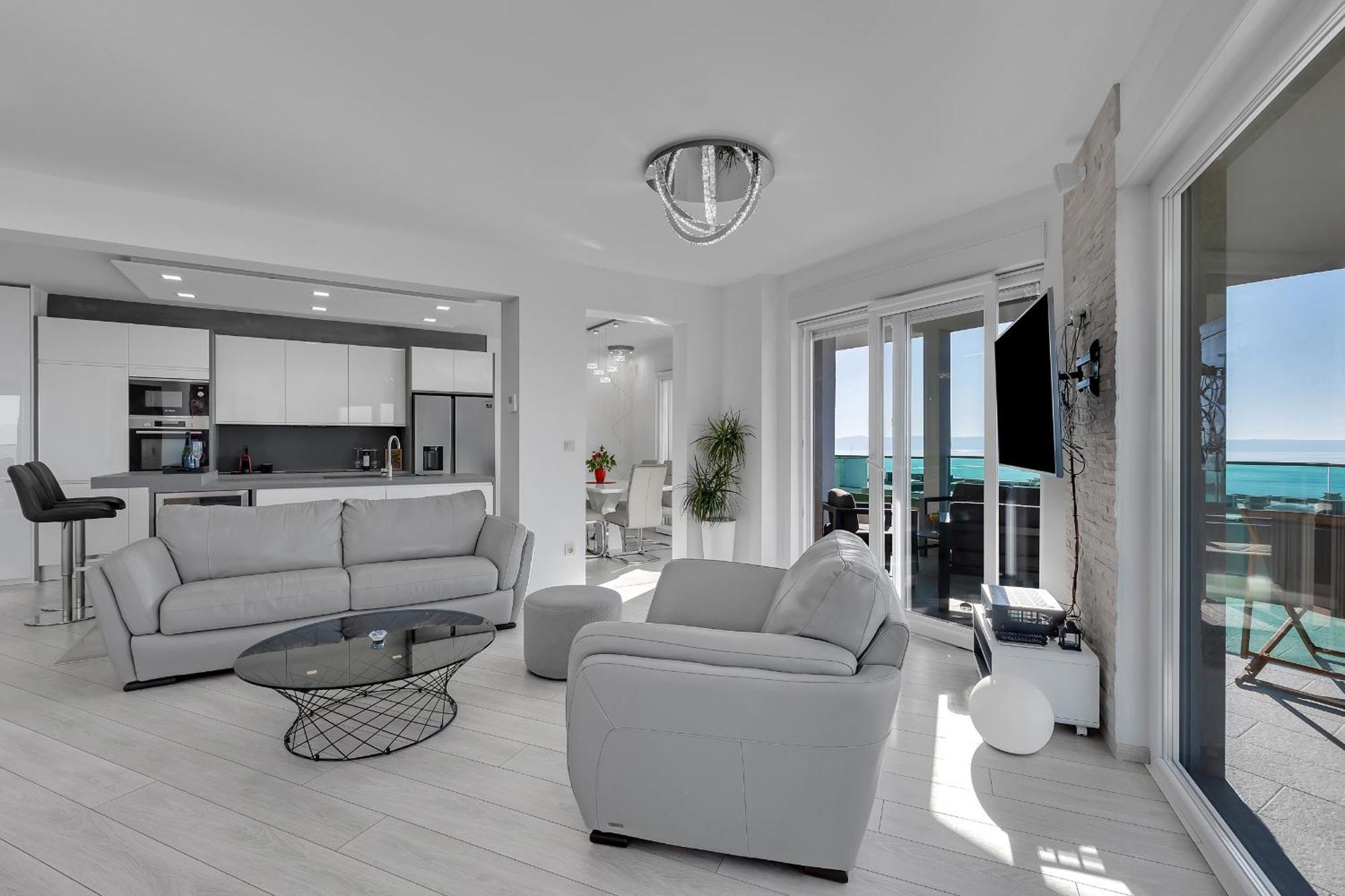 Exclusive Penthouse Big Blue With Private Jacuzzi Apartment Makarska